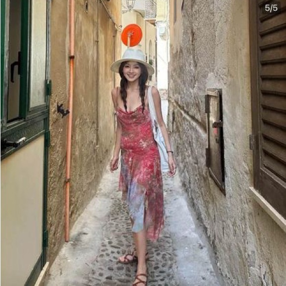 Dress NEW WITH TAG - Picture 2 of 4